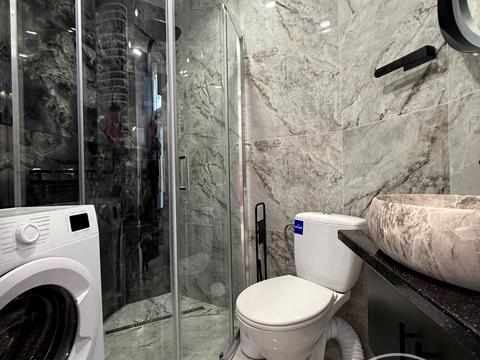 квартира по адресу Поповича ул., 8