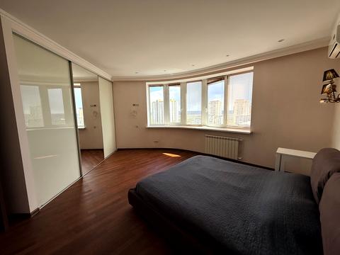 квартира за адресою Науки просп., 62-А