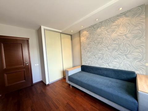 квартира за адресою Науки просп., 62-А