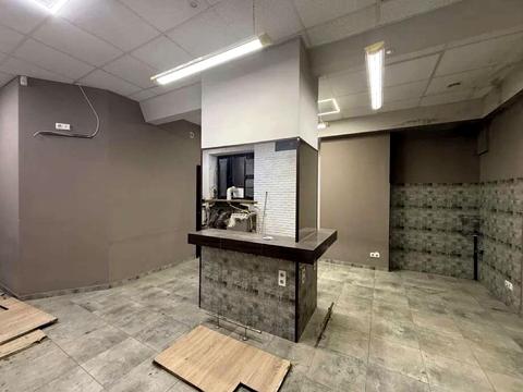 комерційна за адресою Панаса Мирного вул., 3