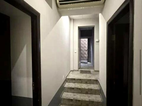 комерційна за адресою Панаса Мирного вул., 3