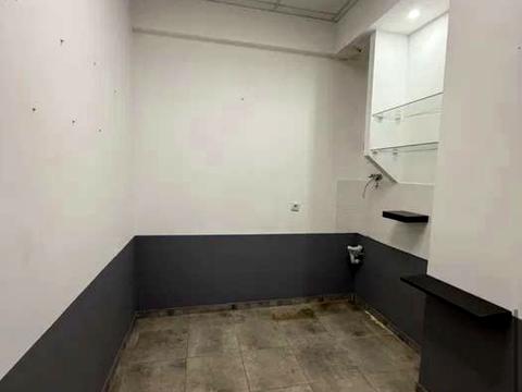 комерційна за адресою Панаса Мирного вул., 3