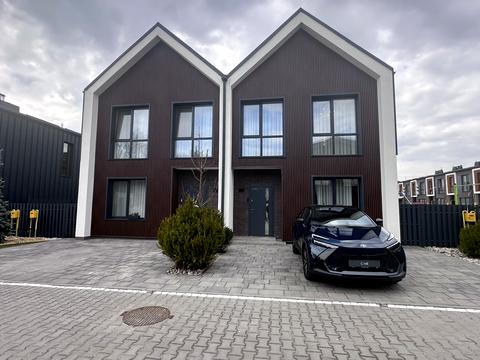 будинок за адресою Приозерна вул., 95