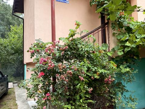 будинок за адресою Ентузіастів