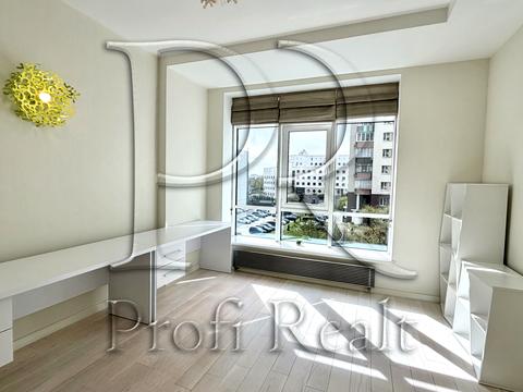 квартира за адресою Андрія Верхогляда вул. (Михайла Драгомирова), 12