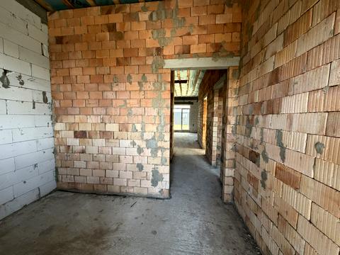будинок за адресою Успішна