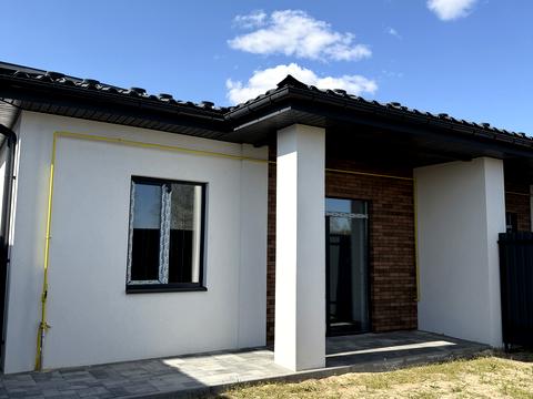 будинок за адресою Успішна