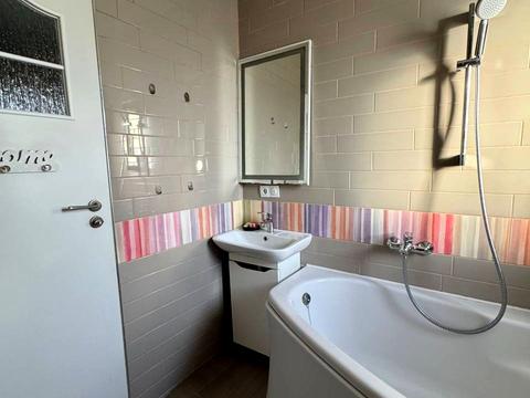 квартира за адресою Свободи вул., 18