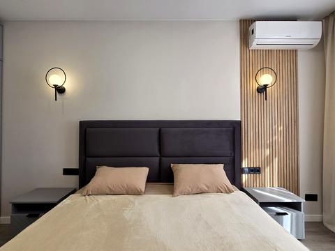 квартира по адресу Олександра Олеся ул., 9