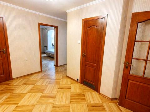 квартира за адресою Лабораторна вул., 14