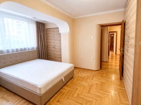 квартира за адресою Лабораторна вул., 14