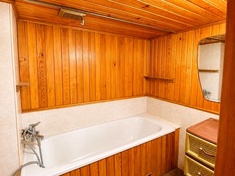 квартира за адресою Лабораторна вул., 14