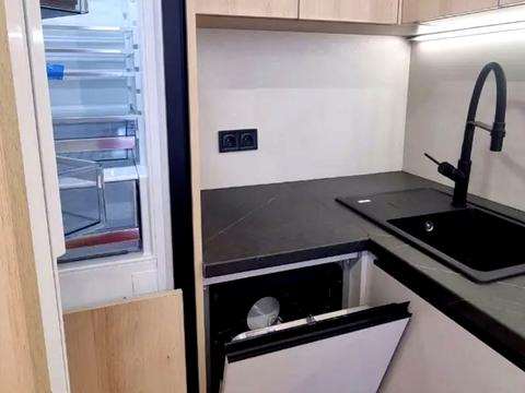 квартира за адресою Мартинова просп., (вул. Щаслива, 67)