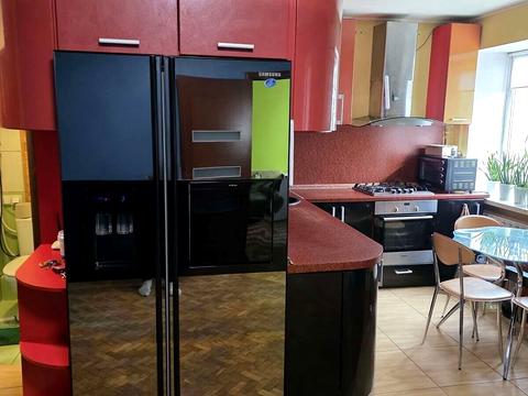 квартира за адресою Леоніда Каденюка просп. (Юрія Гагаріна), 9