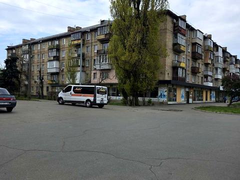 квартира за адресою Леоніда Каденюка просп. (Юрія Гагаріна), 9