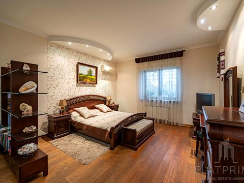 будинок за адресою Дачна, 8