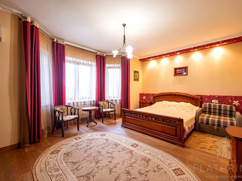 будинок за адресою Дачна, 8