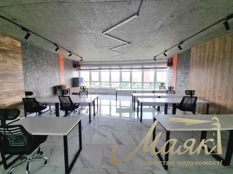 коммерческая по адресу Кловский спуск, 7a