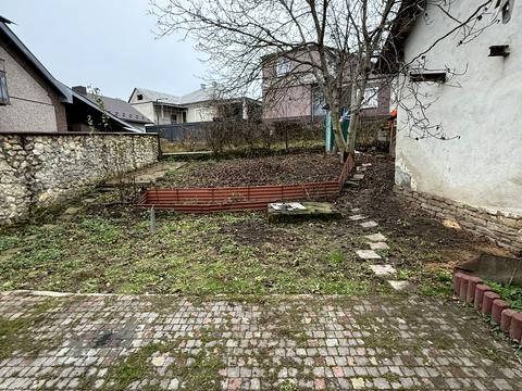 будинок за адресою Підлісна вул.