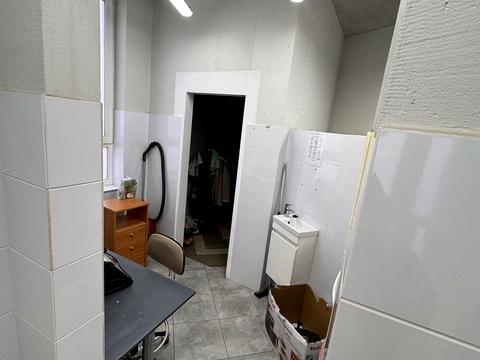 комерційна за адресою Червоної Калини просп., 35в