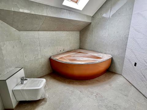 дом по адресу Любимівська ул.