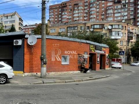 комерційна за адресою Клінічна вул., 17