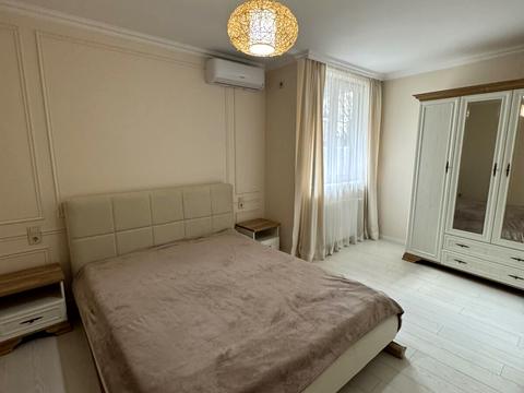 квартира за адресою Євгена Олесницького вул. (), 35