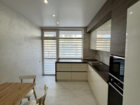 квартира за адресою Євгена Олесницького вул. (), 35