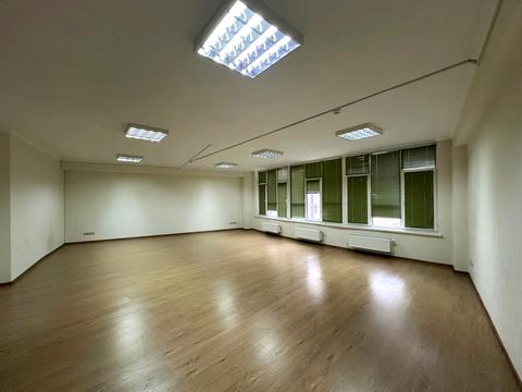 квартира за адресою Федора Ернста вул., 16-Б