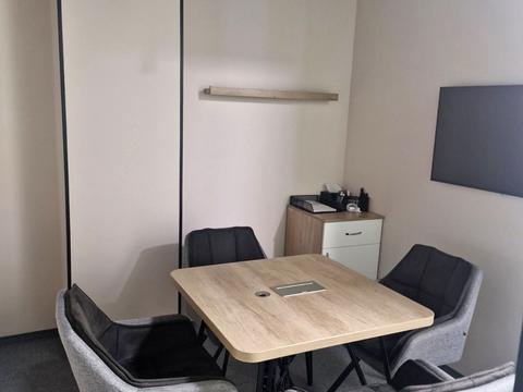 коммерческая по адресу Степана Бандеры просп. (Московський), 16Б