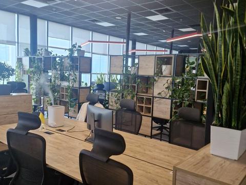 коммерческая по адресу Степана Бандеры просп. (Московський), 16Б