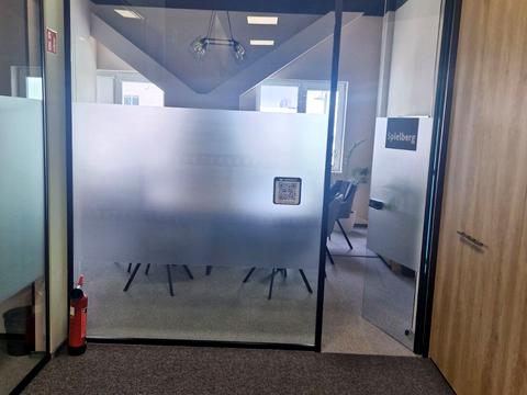 коммерческая по адресу Степана Бандеры просп. (Московський), 16Б