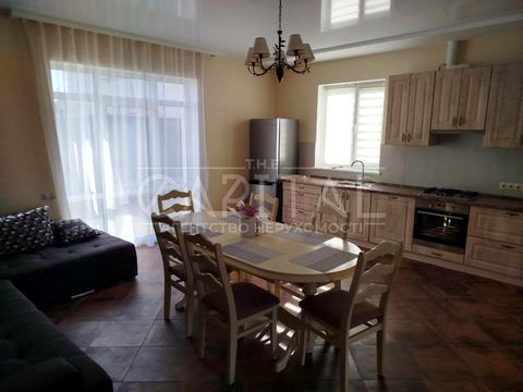 будинок за адресою с. Петропавлівська Борщагівка, Полтавська вул.