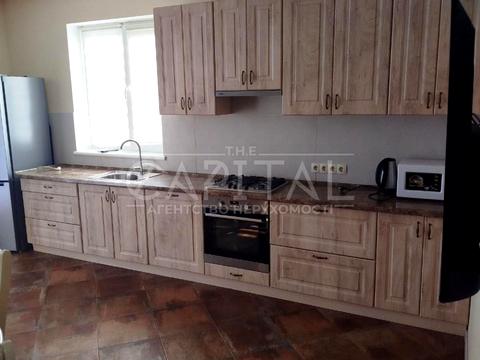 будинок за адресою с. Петропавлівська Борщагівка, Полтавська вул.