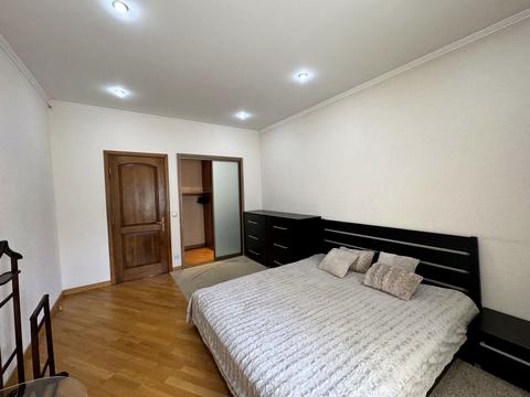 квартира по адресу Кловский спуск, 14/24