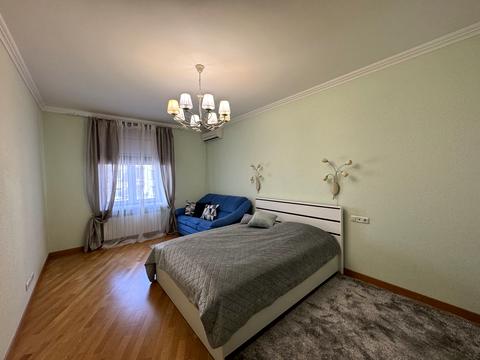 квартира по адресу Кловский спуск, 14/24