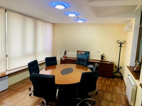 коммерческая по адресу Лютеранская ул., 10-А