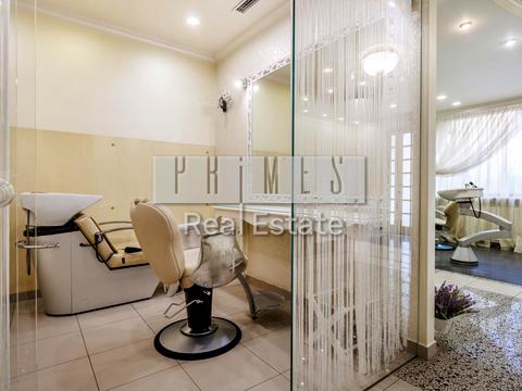 коммерческая по адресу Владимира Ивасюка просп. (Героїв Сталінграду), 4