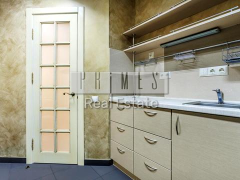 коммерческая по адресу Владимира Ивасюка просп. (Героїв Сталінграду), 4