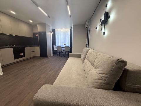 квартира за адресою Степана Бандери вул., 77-Б