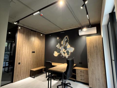 комерційна за адресою Замарстинівська вул. (Калініна), 40