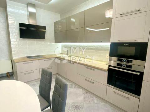 квартира по адресу Андрея Верхогляда ул. (Михайла Драгомирова), 11