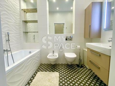 квартира по адресу Андрея Верхогляда ул. (Михайла Драгомирова), 11