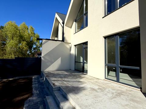 дом по адресу зарічна, 7