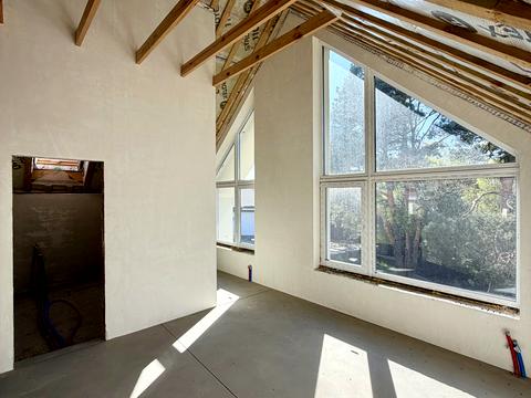 дом по адресу зарічна, 7