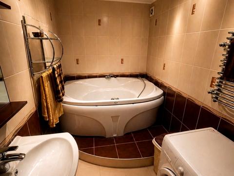 квартира по адресу Драгоманова ул., 1-Б