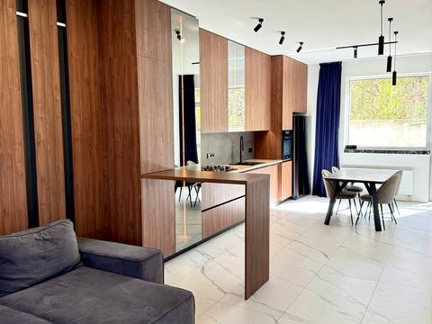 будинок за адресою Ірпінь, Найкраща вул. (Ломоносова), 1