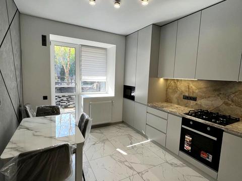 квартира за адресою Вовчинецька вул., 227