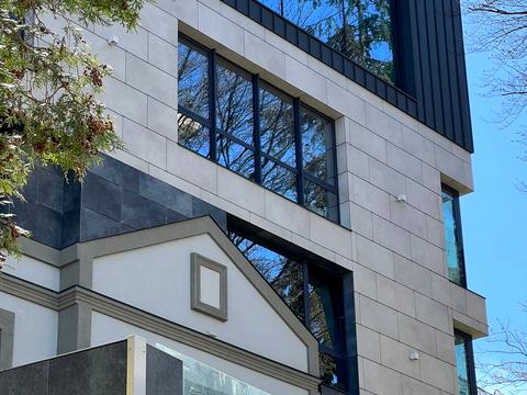 комерційна за адресою Ярослава Ярославенка вул., (Будинок)