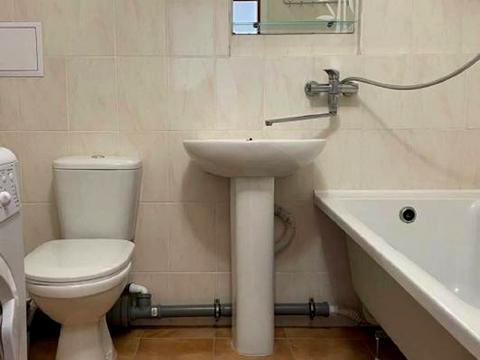 квартира за адресою Торгова вул., 9